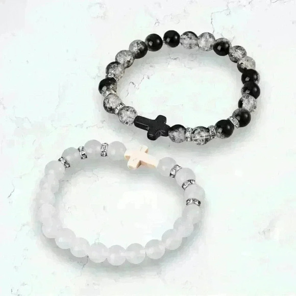 Cross Rhinestone Beaded Bracelets - Picture 6 of 7